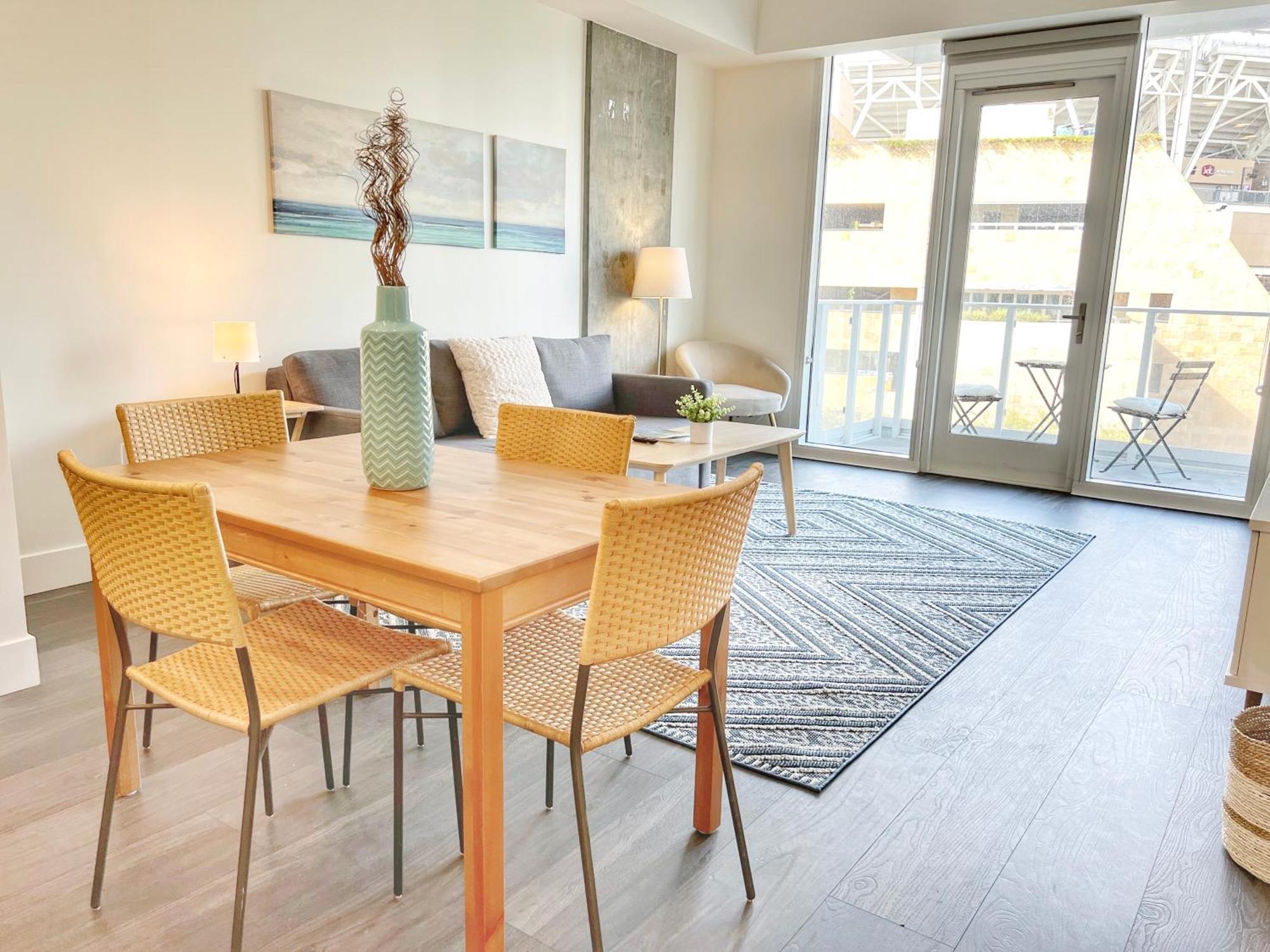 Stunning Apartment By Petco Park! San Diego Exterior photo