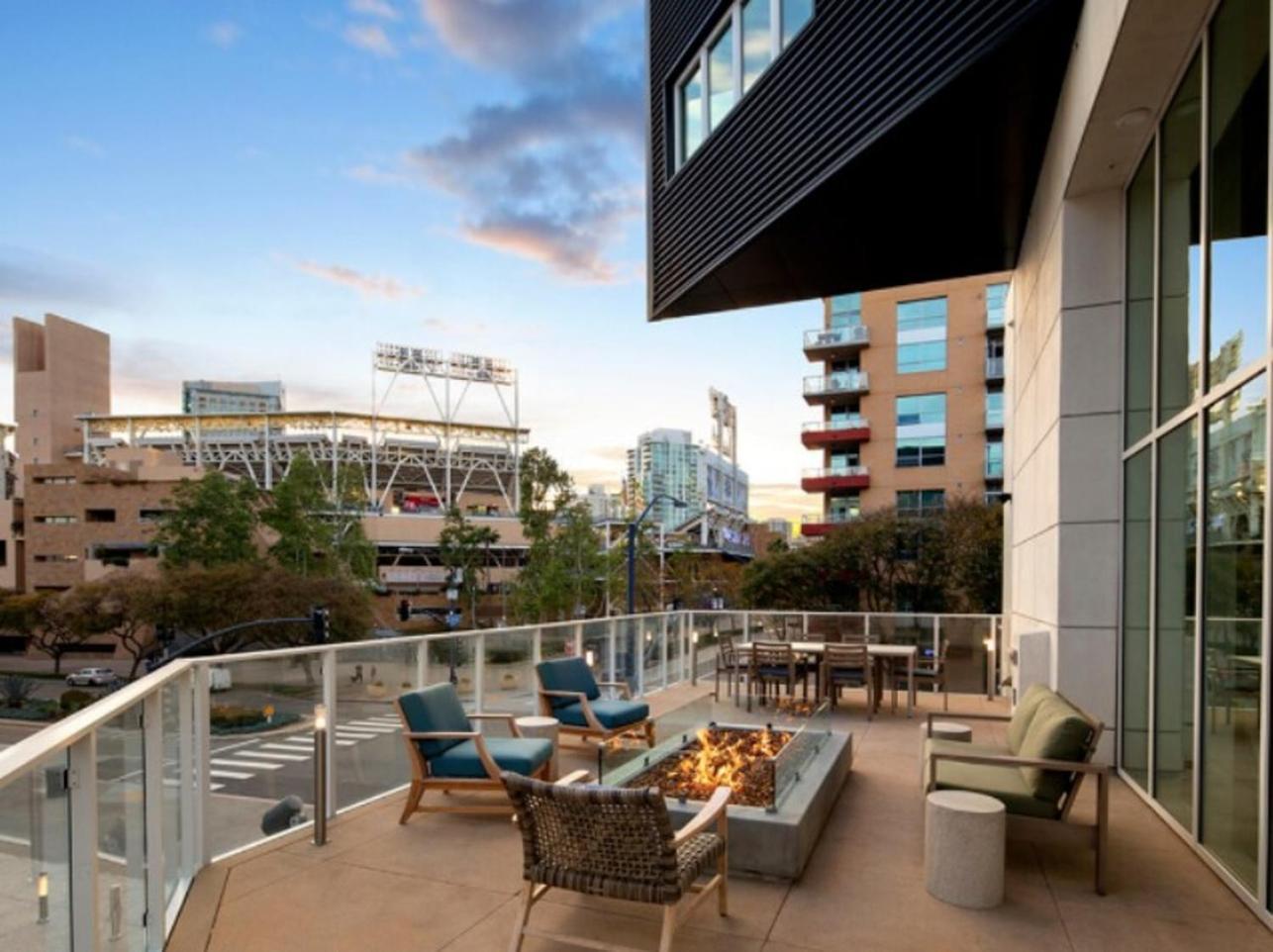 Stunning Apartment By Petco Park! San Diego Exterior photo