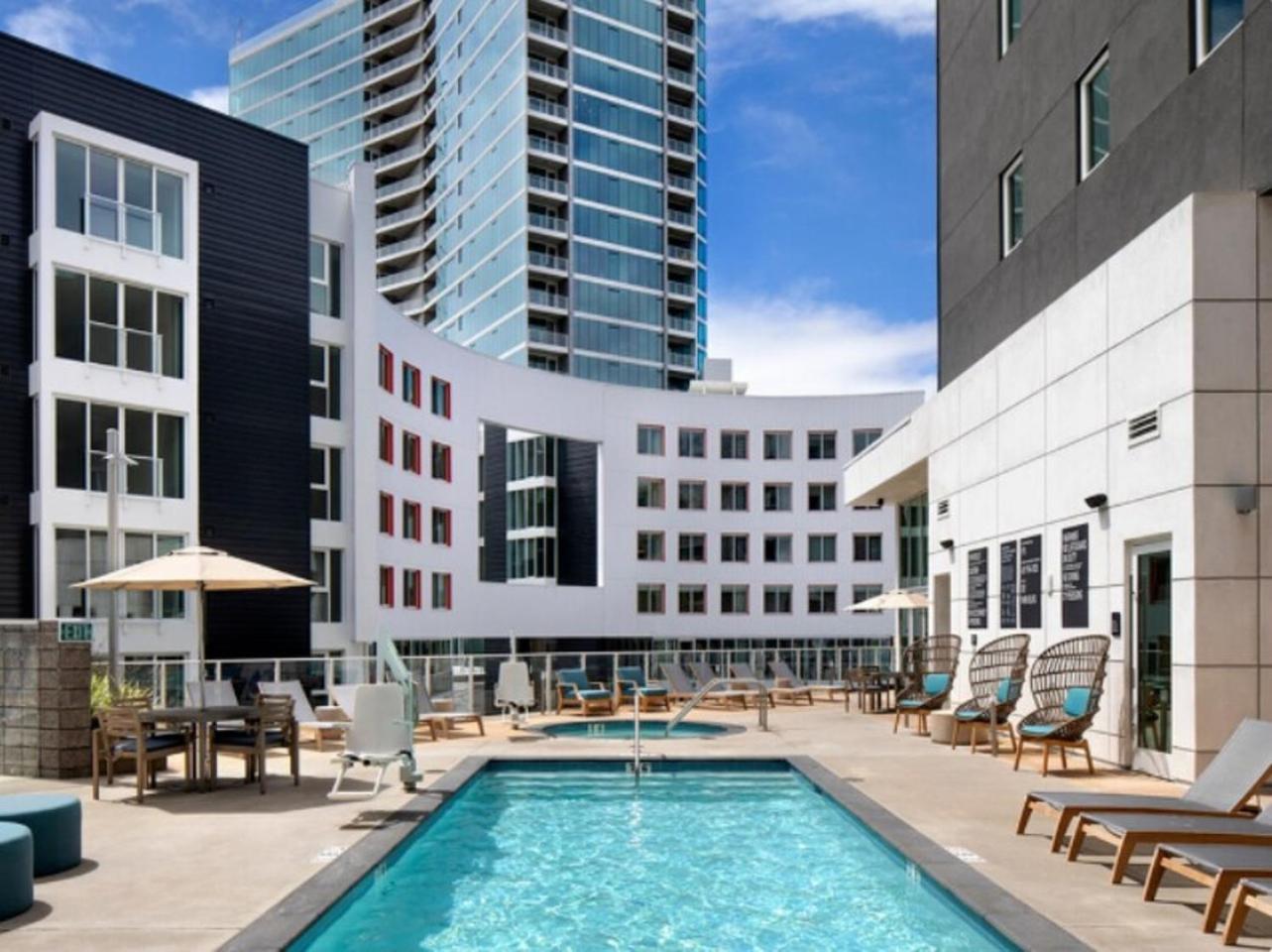 Stunning Apartment By Petco Park! San Diego Exterior photo